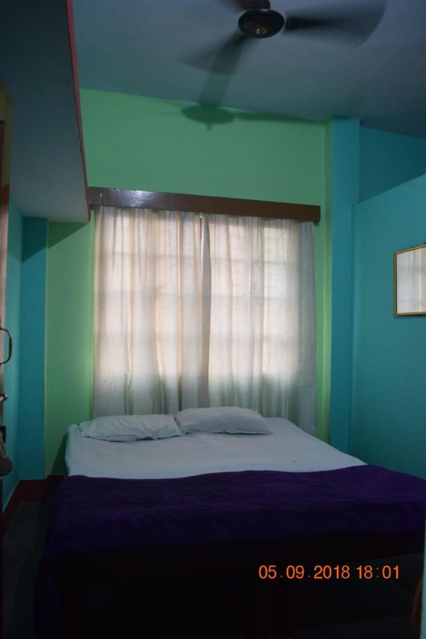 Family Guest House Varanasi Exterior foto