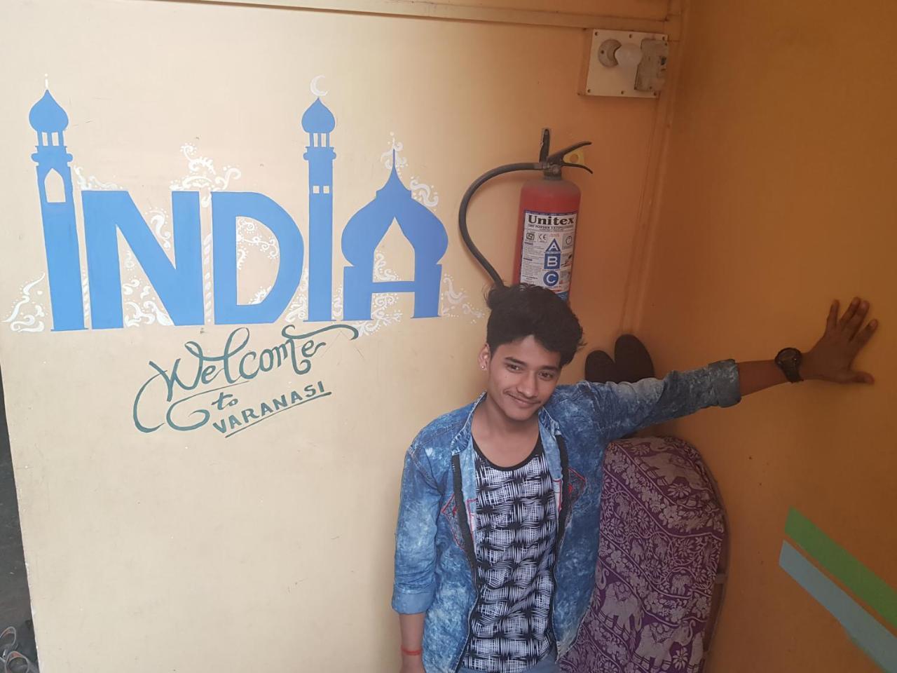 Family Guest House Varanasi Exterior foto